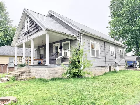 301 N Mclaren St, Marion, IL 62959