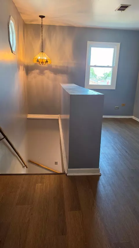 Entry Way - 7751 Massasoit, Burbank, IL 60459 photo 3 of 6