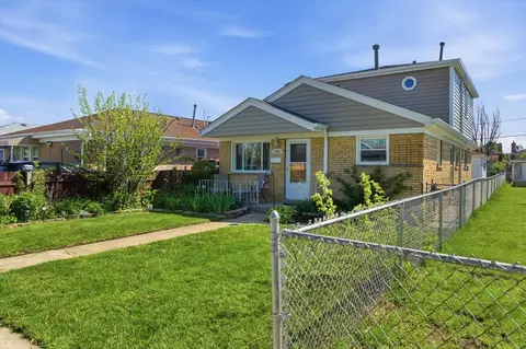 Exterior - 7751 Massasoit, Burbank, IL 60459 photo 2 of 6