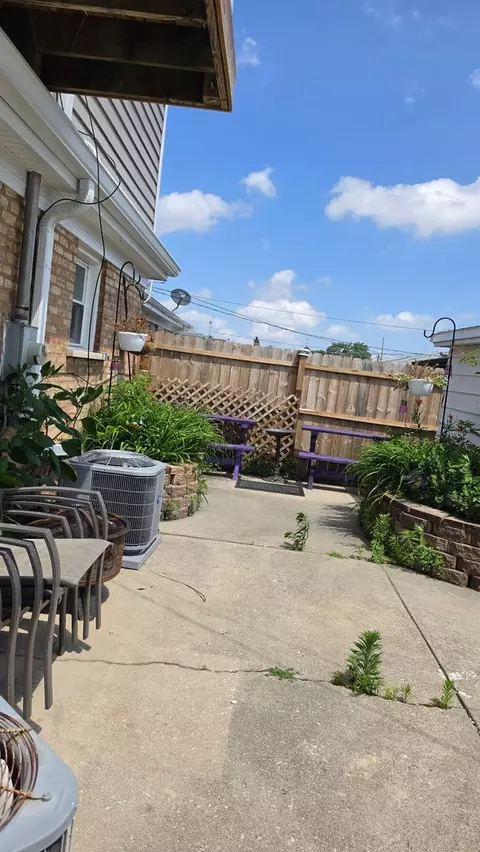 Exterior - 7751 Massasoit, Burbank, IL 60459 photo 2 of 3