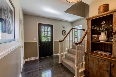 Entry Way - 101 W Mill Rd, Sheffield, IL 61361 photo 2 of 4