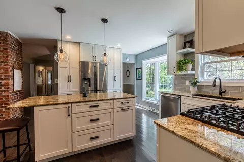 Kitchen - 101 W Mill Rd, Sheffield, IL 61361 photo 2 of 5