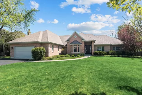 925 Knollwood Rd, Deerfield, IL 60015