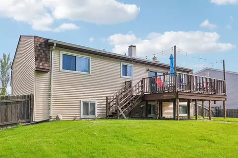 Exterior - 1640 Wadham Pl, Wheaton, IL 60189 photo 6 of 7