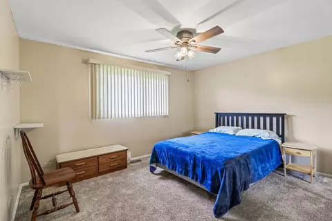 Bedroom - 1640 Wadham Pl, Wheaton, IL 60189 photo 1 of 5