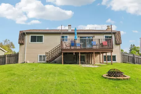 Exterior - 1640 Wadham Pl, Wheaton, IL 60189 photo 5 of 7