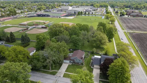 View/Area - 146 Feece Dr, Batavia, IL 60510 photo 2 of 5