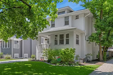 527 Woodbine Ave, Oak Park, IL 60302