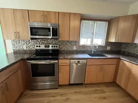 Kitchen - 519 W Mill St, Kewanee, IL 61443 photo 3 of 6