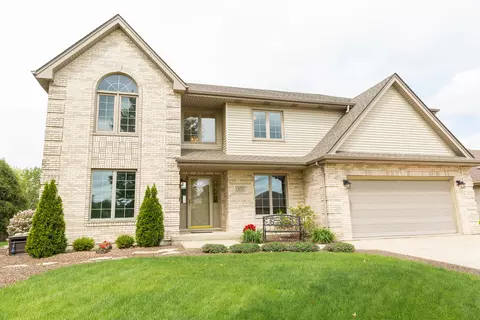 671 Sojourn Rd, New Lenox, IL 60451