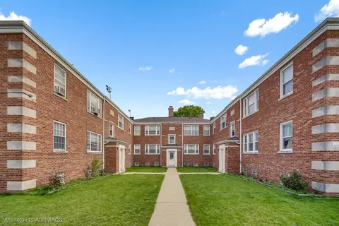 2131 W Highland Ave #1N, Chicago, IL 60659
