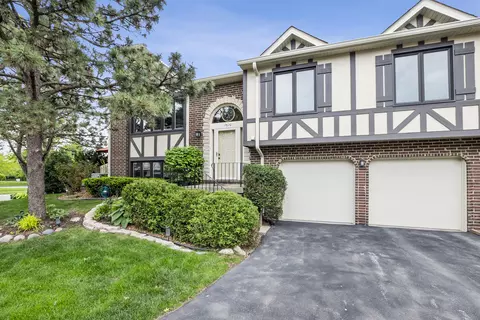 17620 Cambridge Pl #116, Tinley Park, IL 60487
