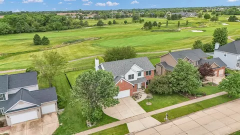 2413 Stricker Ln, Urbana, IL 61802