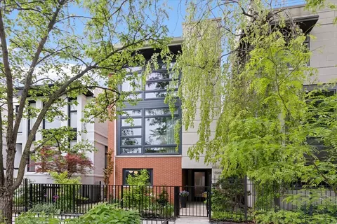 1726 N Winchester Ave, Chicago, IL 60622