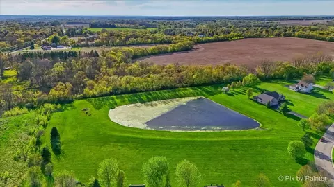 8219 Squirrel Dr, Spring Grove, IL 60081 photo 9