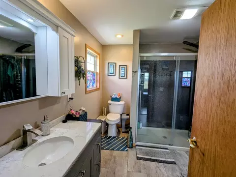 Bath - 720 Smit Rd, Prophetstown, IL 61277 photo 1 of 3
