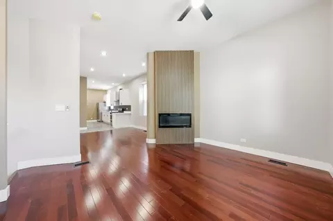 Living - 7017 S Normal Blvd, Chicago, IL 60621 photo 3 of 4