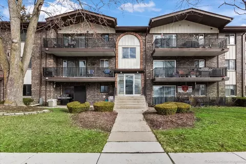 5202 Midlothian Tpke #107, Crestwood, IL 60418