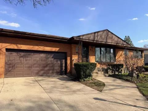 431 S Rammer Ave, Arlington Heights, IL 60004