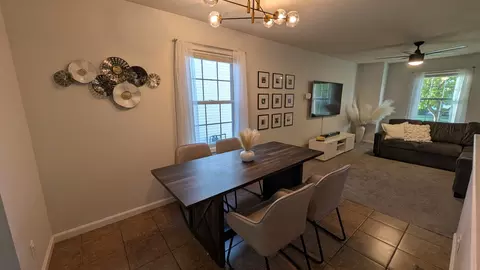 Dining - 921 Chippewa St, Normal, IL 61761 photo 3 of 3