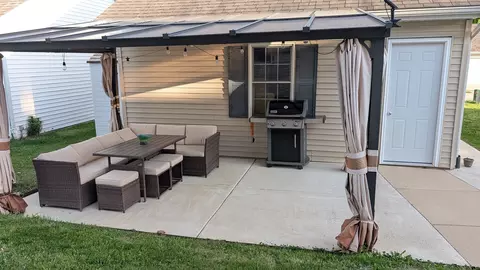 Exterior - 921 Chippewa St, Normal, IL 61761 photo 5 of 5