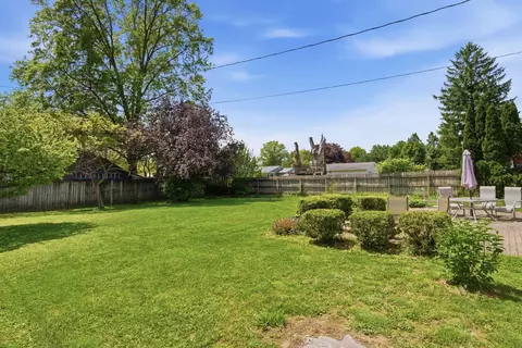 Exterior - 1014 5th Street A St, Hampton, IL 61256 photo 2 of 6