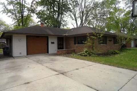 450 Michigan Ave, Aurora, IL 60506