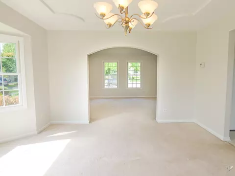 Living - 13623 Eagles Perch Ct, Plainfield, IL 60544 photo 6 of 10
