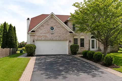 13623 Eagles Perch Ct, Plainfield, IL 60544