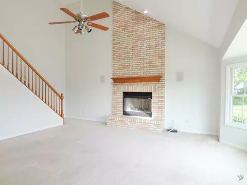 Living - 13623 Eagles Perch Ct, Plainfield, IL 60544 photo 3 of 10