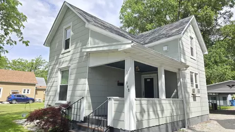 948 E Broadway, Centralia, IL 62801