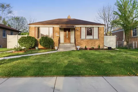 9035 Austin Ave, Morton Grove, IL 60053