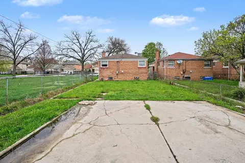 Exterior - 1041 E 90th St, Chicago, IL 60619 photo 3 of 3