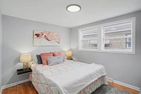 Bedroom - 1041 E 90th St, Chicago, IL 60619 photo 2 of 4