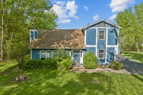 26830 N Huston Ave, Wauconda, IL 60084
