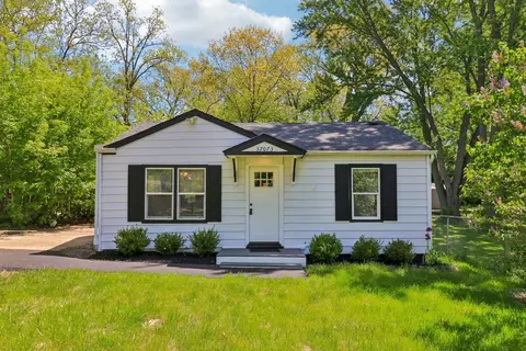 37073 N Antonio Ave, Lake Villa, IL 60046