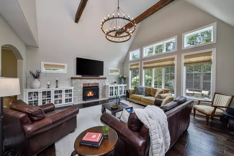 Living - 835 S Wright St, Naperville, IL 60540 photo 1 of 3