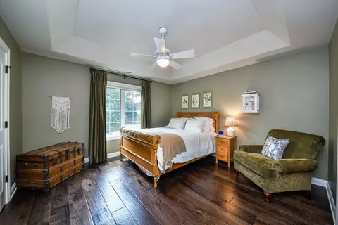 Bedroom - 835 S Wright St, Naperville, IL 60540 photo 3 of 4