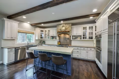Kitchen - 835 S Wright St, Naperville, IL 60540 photo 1 of 6