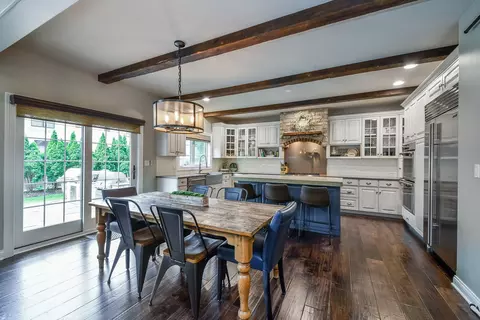 Kitchen - 835 S Wright St, Naperville, IL 60540 photo 5 of 6