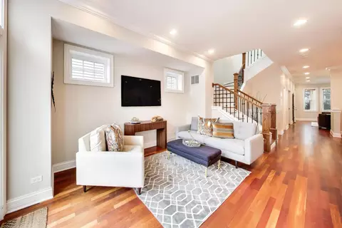 Living - 1620 N Artesian Ave, Chicago, IL 60647 photo 4 of 8
