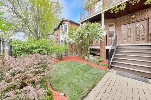 Exterior - 1620 N Artesian Ave, Chicago, IL 60647 photo 2 of 5