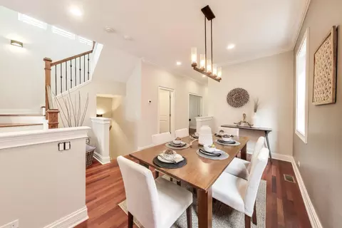 Dining - 1620 N Artesian Ave, Chicago, IL 60647 photo 2 of 4