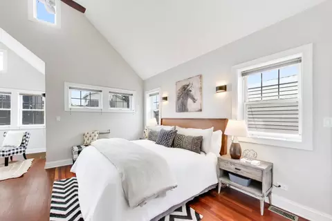 Bedroom - 1620 N Artesian Ave, Chicago, IL 60647 photo 1 of 8