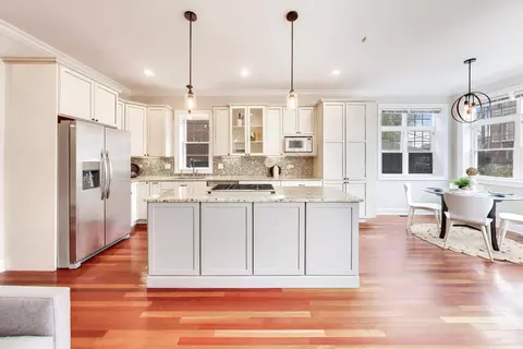 Kitchen - 1620 N Artesian Ave, Chicago, IL 60647 photo 1 of 6