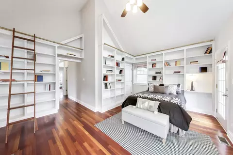 Bedroom - 1620 N Artesian Ave, Chicago, IL 60647 photo 4 of 8