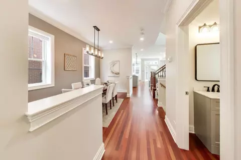 Entry Way - 1620 N Artesian Ave, Chicago, IL 60647 photo 3 of 3