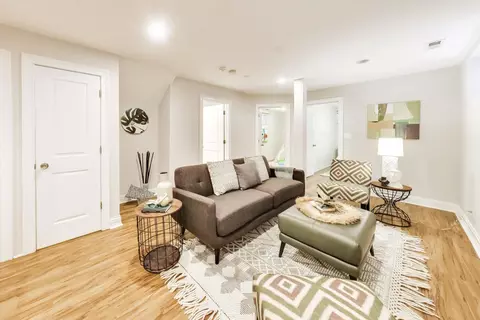 Living - 1620 N Artesian Ave, Chicago, IL 60647 photo 6 of 8