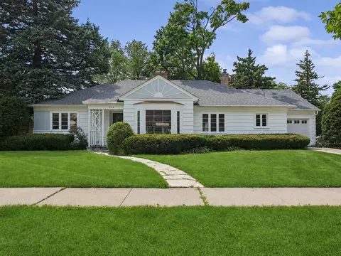 904 S 2nd Ave, Des Plaines, IL 60016