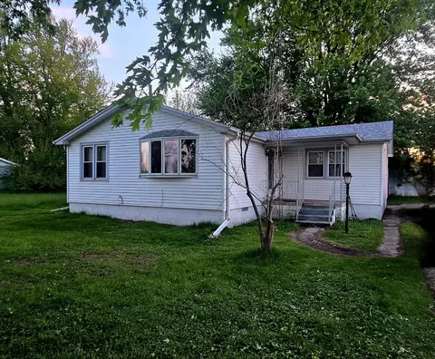 488 S 10000w Rd, Bonfield, IL 60913